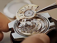 尊皇手表进灰后需要哪些清理步骤？