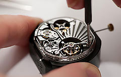 手表维修（尊皇手表表带锈蚀的护理建议）